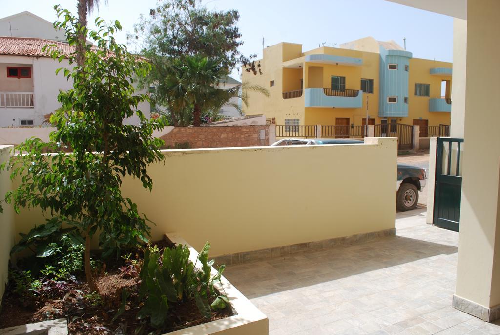 Surf House Cabo Verde Санта-Марія Екстер'єр фото